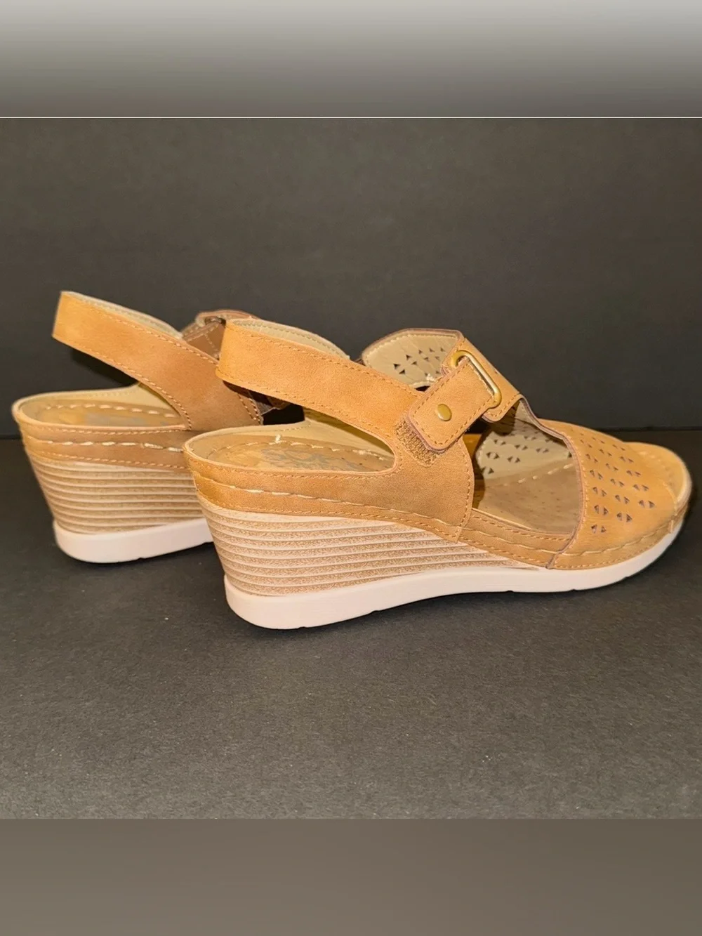 Caramel Tan Faux Nubuck Perforated Detail Comfort Wedge Sandals, Sz 8